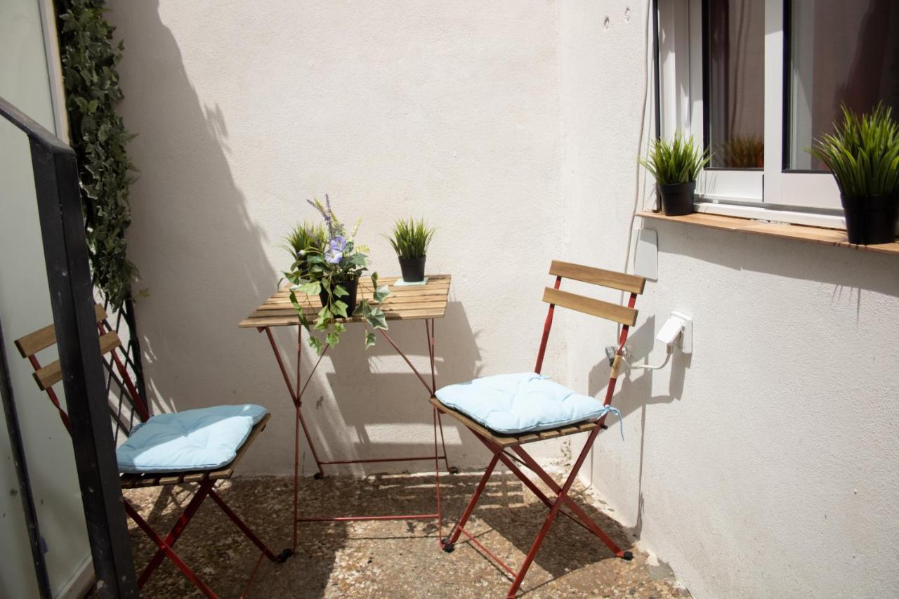 Malaguena Salerosa "Apartamento - Estudio Con Terraza" En Casa Tipica De 1 A 4 Dormitorios Málaga Exterior foto